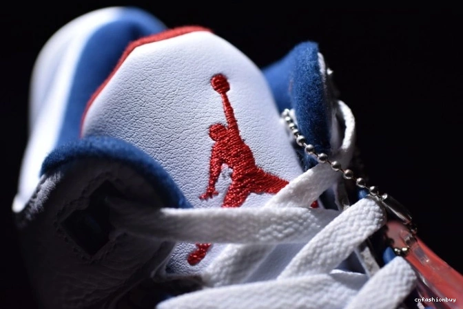 First Retro Look Air True Jordan Nike Air Blue 854262-106 3 0805